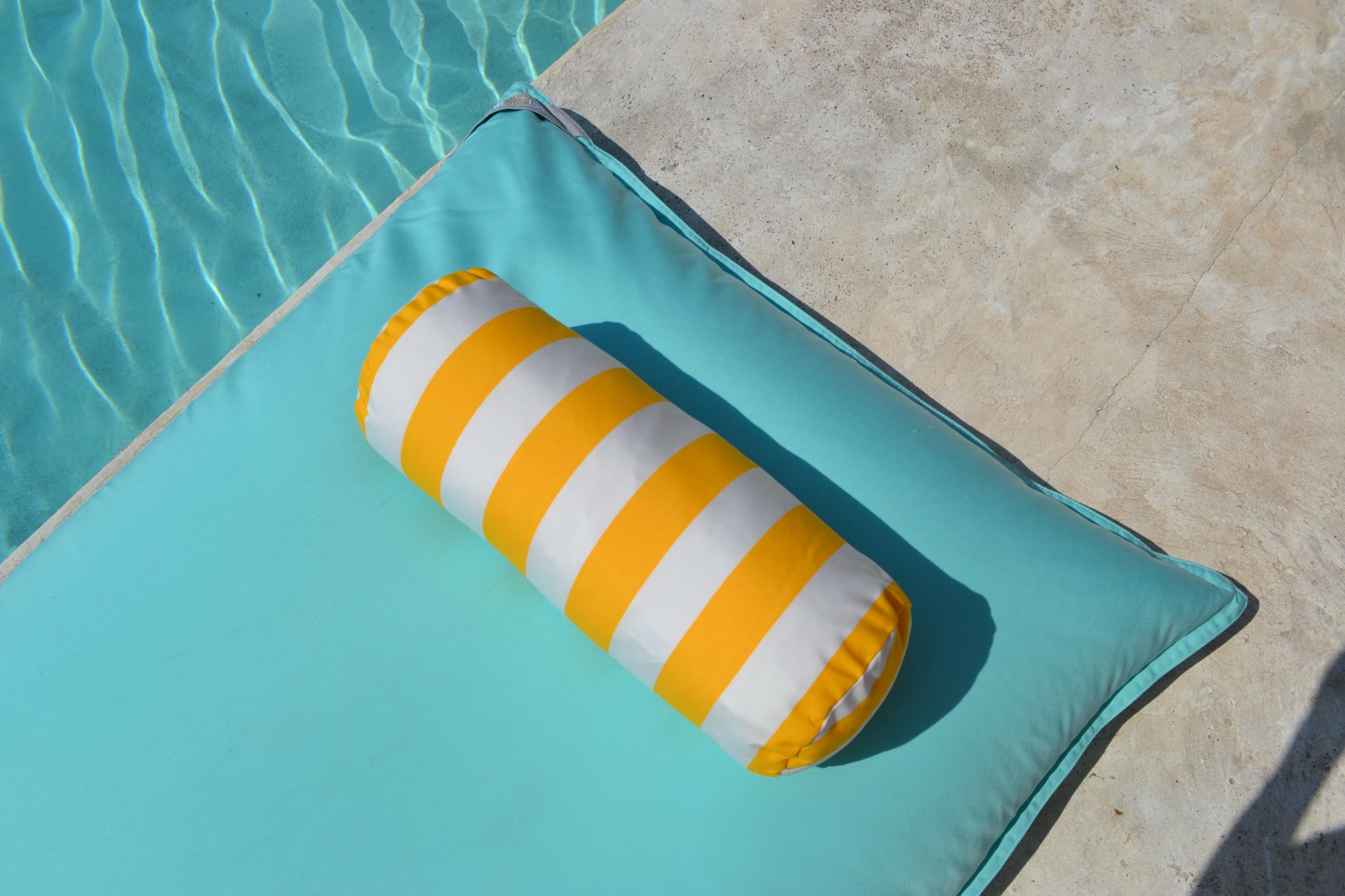 chillisy® Premium Pool-Sitzsack Sunkissed Lagoon Set – schwimmend – Float-Gefühl inklusive – 5 Jahre Farb-Garantie – UV-beständig - Mint [160x120 cm]