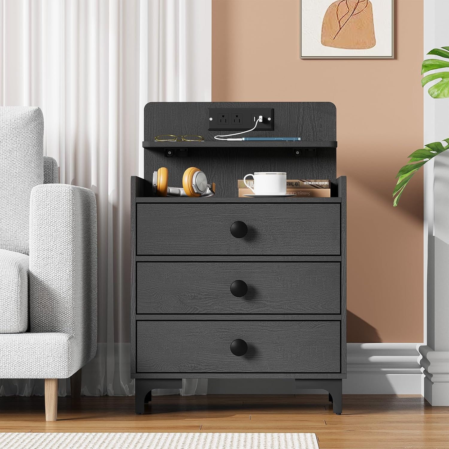 Rreyet Nightstand with Charging Station, 3 Drawer Night Stand with USB Ports and Open Storage Shelf, Modern Bedside Table for Bedroom, Sofa Side, Closet, Black