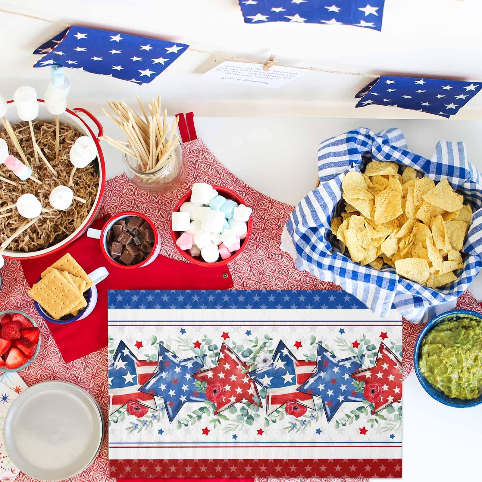 Independence Day Star Placemats Set of 6 American Flag Washable Place Mats for Kitchen Dining Table, 4th of July Heat-Resistant Polyester Table Decoration for Party Holiday, Summer