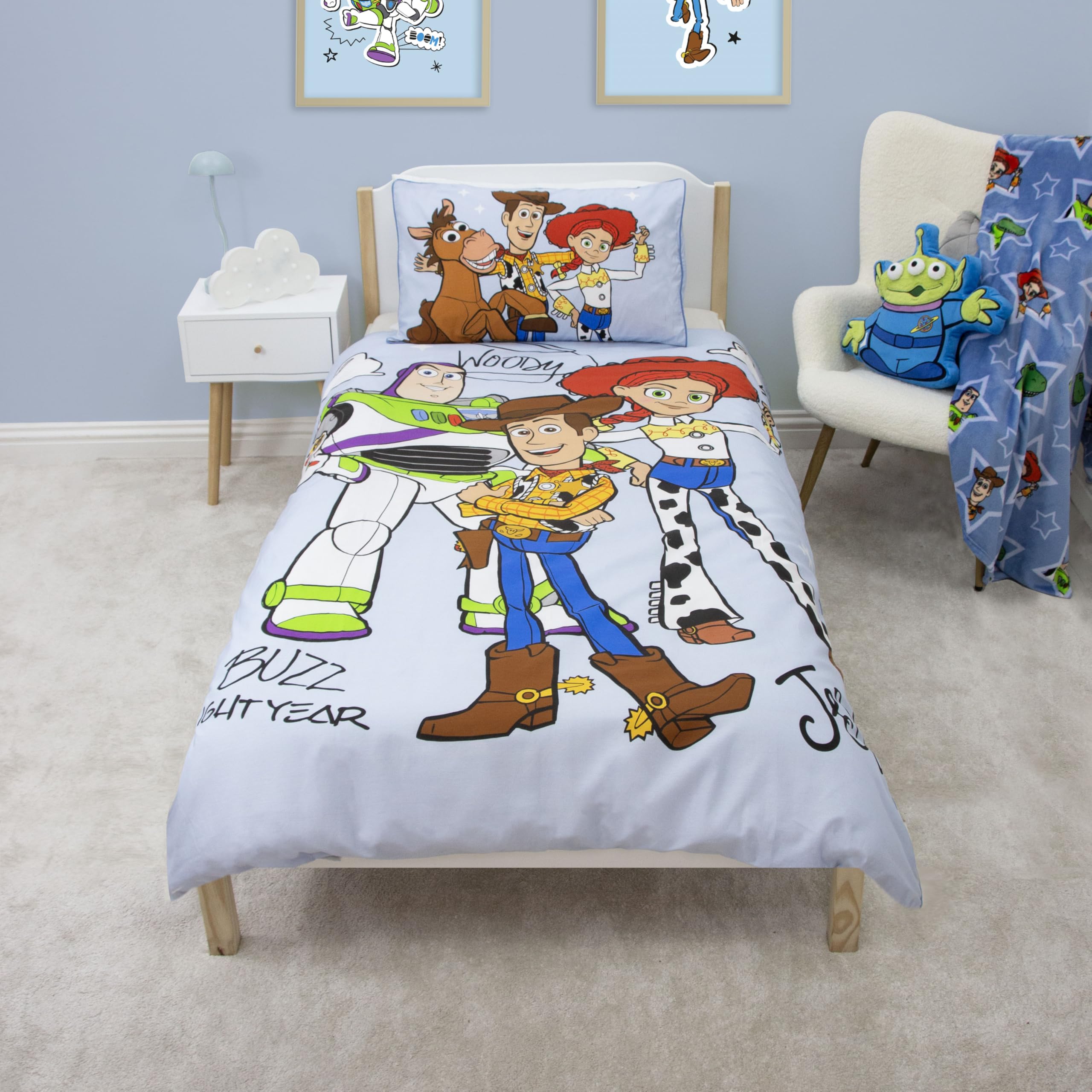 Disney Toy Story Housse de Couette Enfants Simple Officielle | Literie réversible 2 Faces avec taie Assortie | Design Explore avec Buzz, Woody, Jessie | Polycoton