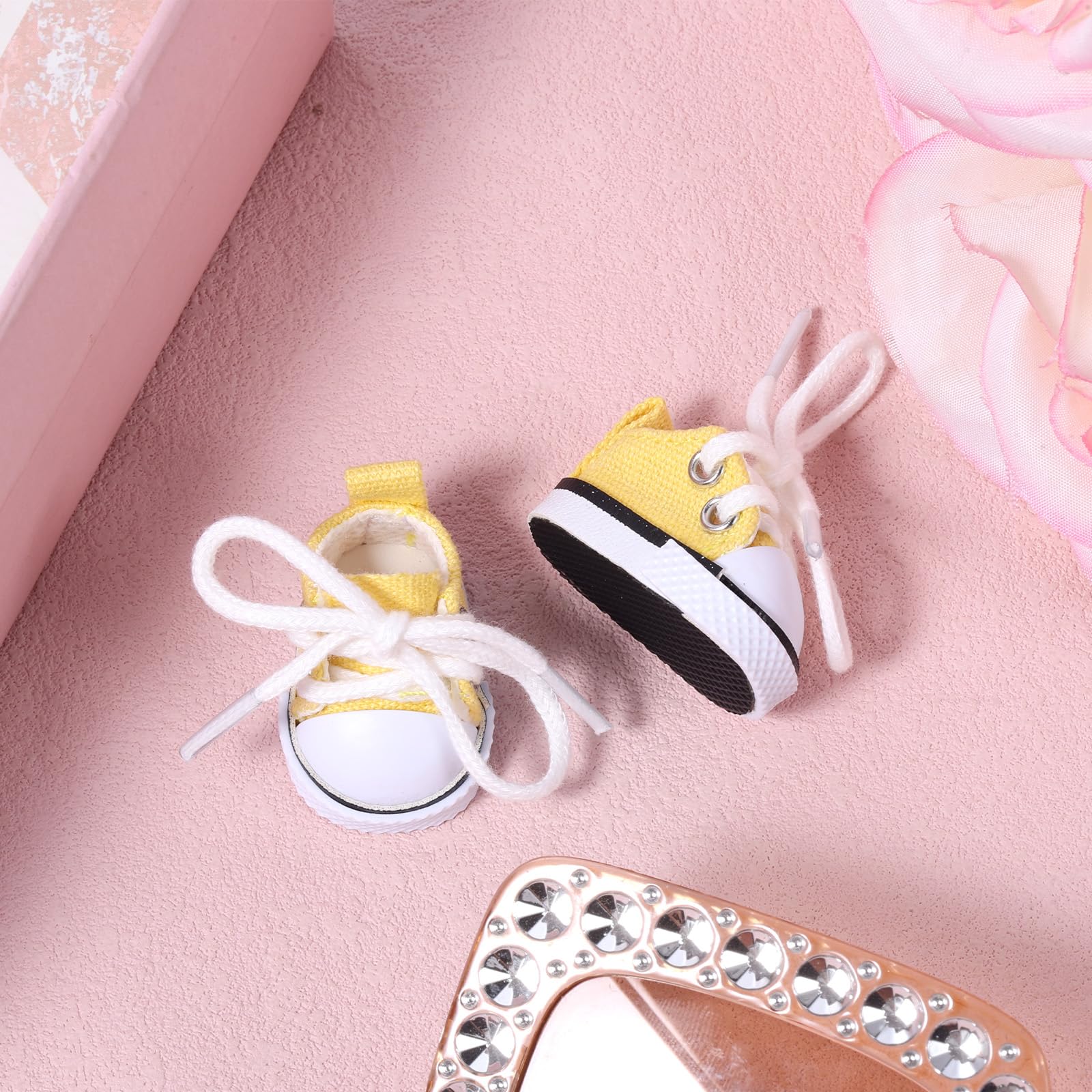 Mini Chaussures Pour Poupée 17cm - Accessoire Mignon En PU Blanc Avec Dentelle, Pour Collection Ou Cadeau