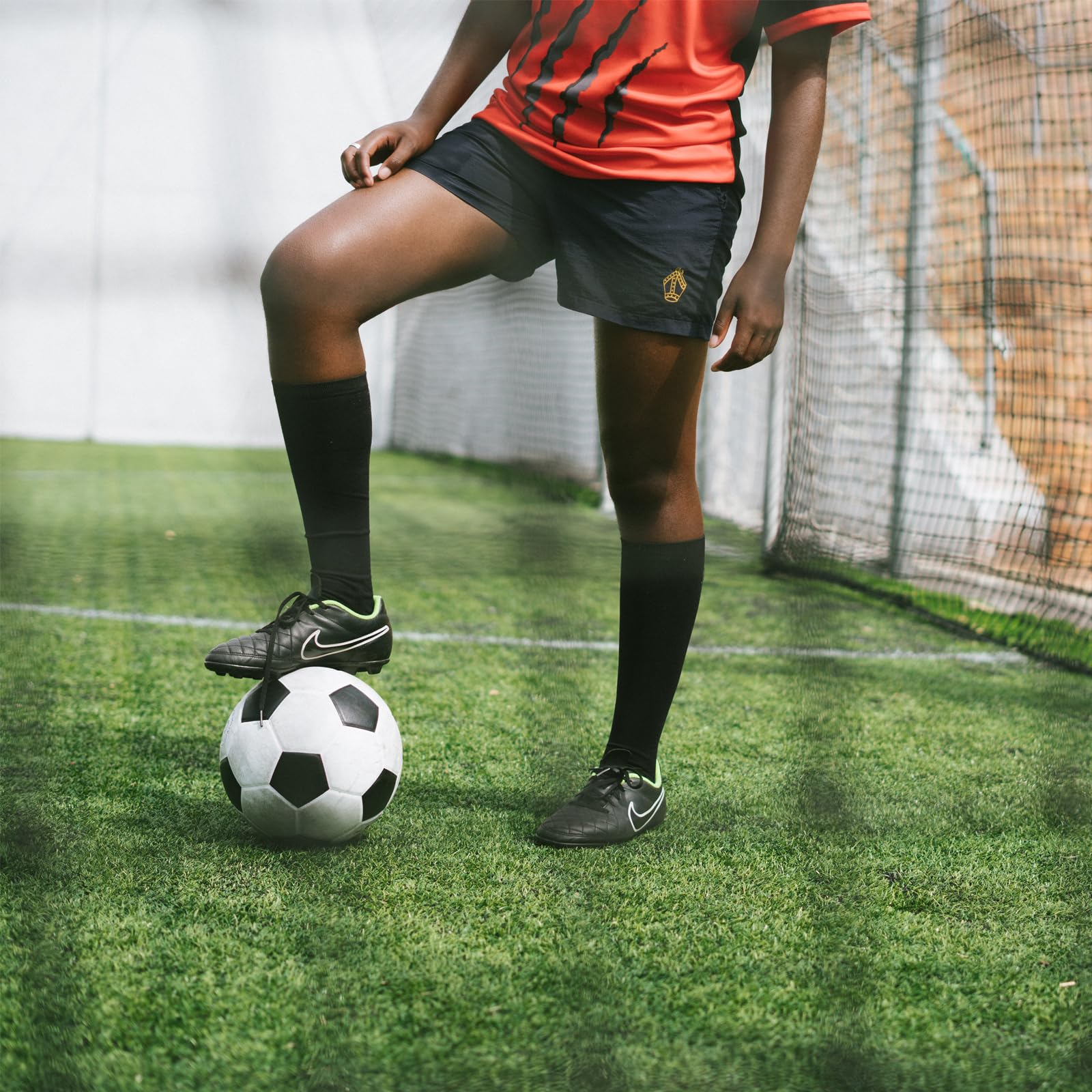 SYEYCW 3 Paia Maniche per Calzini da Calcio per Bambini, Neri Maniche Elastiche per Parastinchi, Calzini da Calcio Tagliati da 32 cm, Calzini per Parastinchi Durevoli, per Altezza 130-150 cm