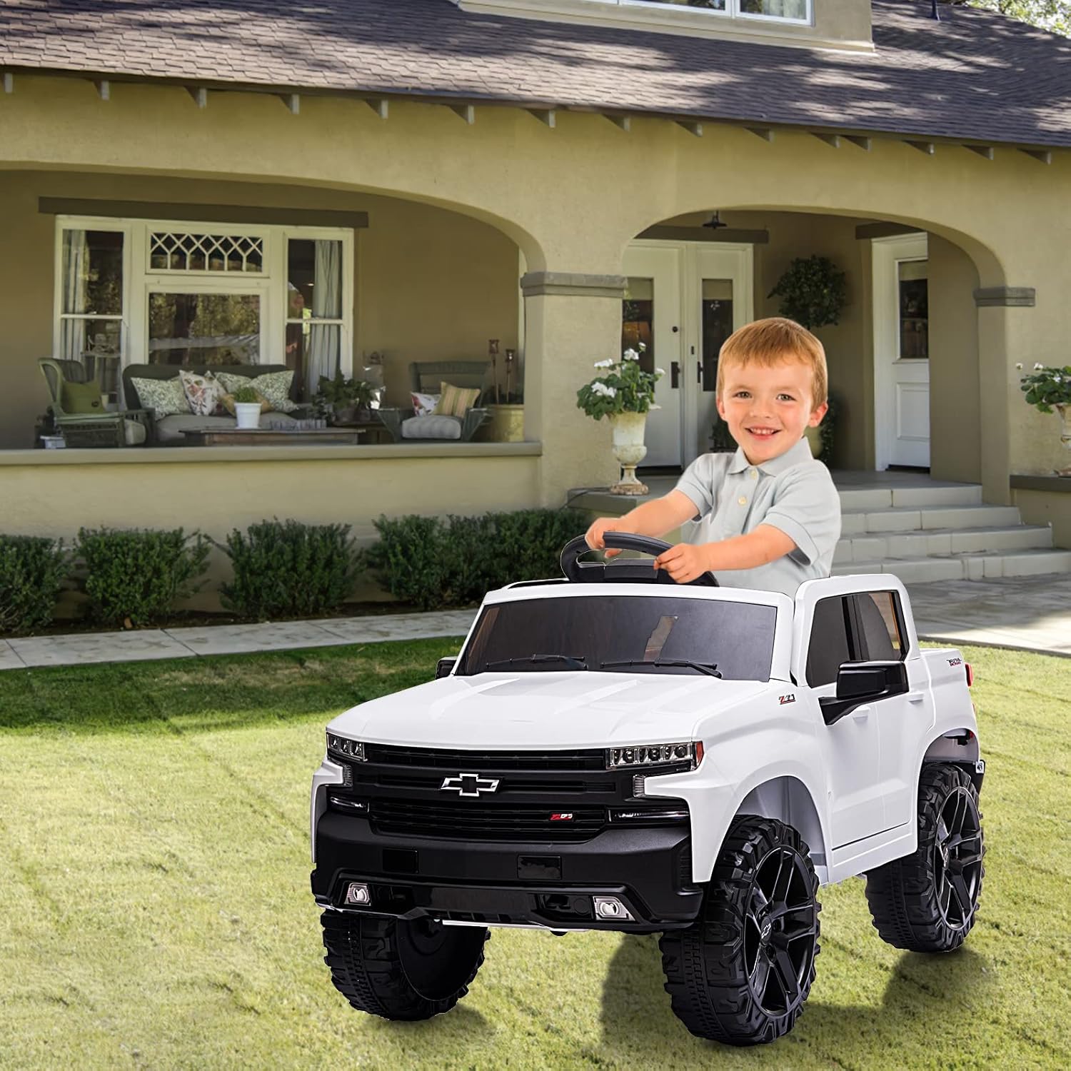 Ride on Truck with Remote Control for Kids, 12V Battery Powered Licensed Chevrolet Silverado GMC Ride On Car Toddler Electric Vehicles, MP3 Music,FM Radio,Spring Suspension, LED Light,White