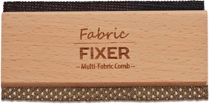 Multi-Fabric Sweater Comb with Natural Beech Wood Handle Double Edge Design Manual Fabric Defuzzer Wool Lint Shaver Comb Scraper for Clothing Pills, Furniture, Sheets and Fabrics