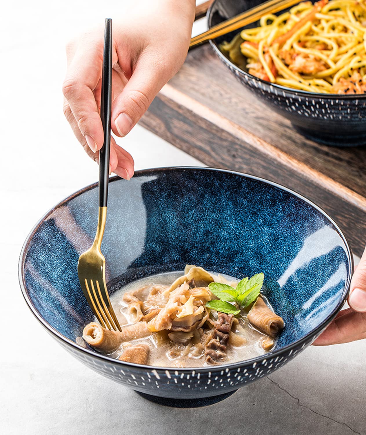 Lot de 8 bols à ramen japonais en céramique, 2 bols à ramen avec bol en céramique pour baguettes et cuillère à cadre pour nouilles asiatiques et udon (ensemble 2 pièces)