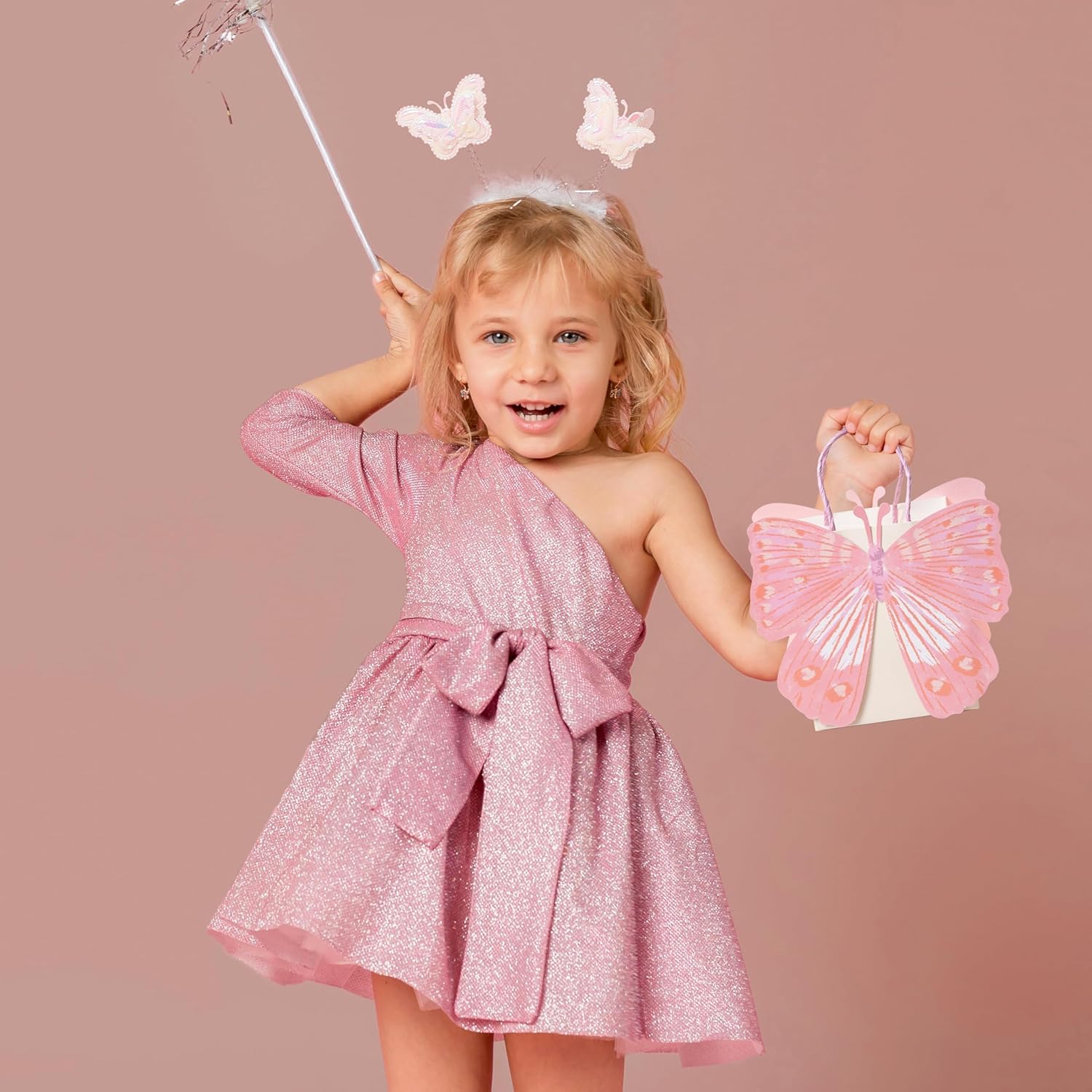 Cheerland Pink Butterfly Party Favor Bags for Birthday Baby Shower Woodland Fairy Party Decorations Candy Treat Goodie Butterfly Gift Bags for Girls and Kids Garden Tea Parties Decoration 8 Pcs - Image 4