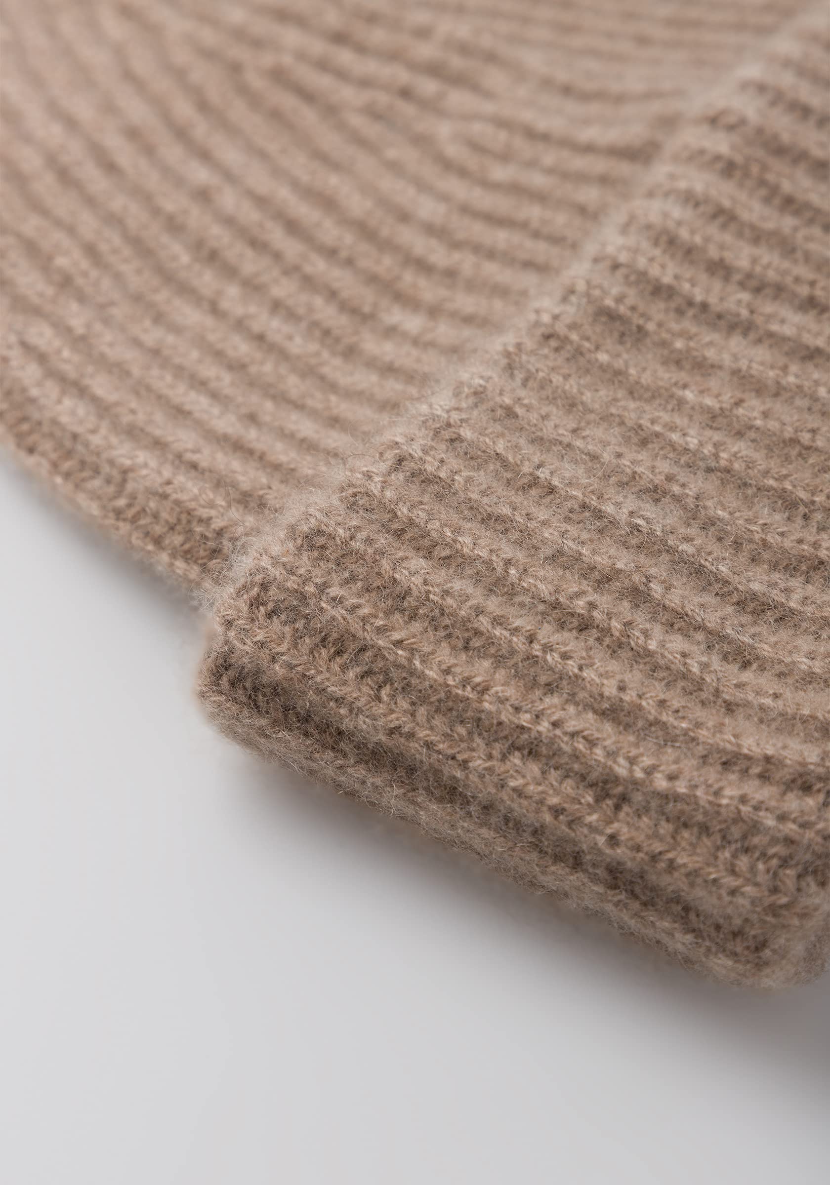 Style & Republic Kaschmir-Chunky Beanie Damen aus 100% Cashmere, Lang und großzügig geschnitten - Dein kuscheliger Premium Strick-Mütze für stilvolle Herbst- & Winter-Momente