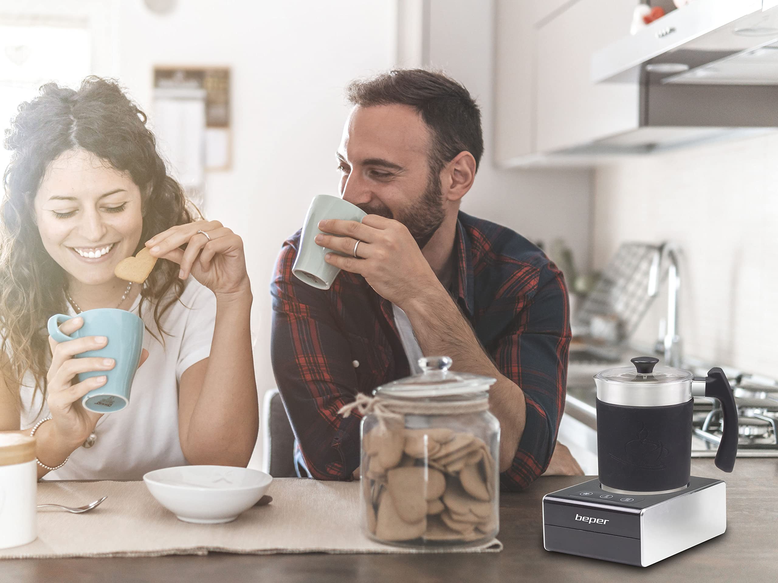 BEPER BB.200 Montalatte Elettrico Cappuccino con Base Magnetica - Cappuccinatore Elettrico con Corpo Lavabile