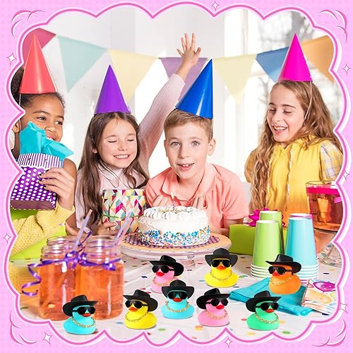 Miniatura 6 de Sotiff Juego de 48 juegos de pato chirriante de goma vaquera para fiesta de baño, patitos para decoración de tablero de automóvil, con mini