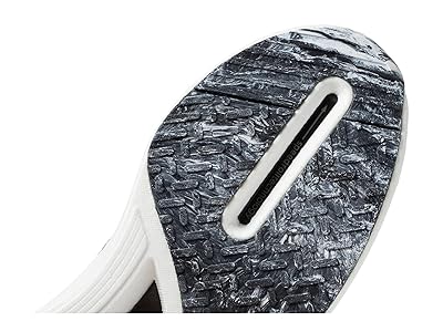 サッカニーEndorphin Pro 3エンドルフィンプロ3 28.5 黒 楽天市場】【SAUCONY】 サッカニー ENDORPHIN PRO 3