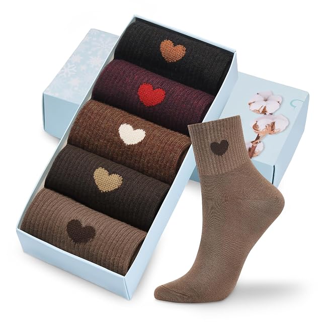 Corlap Womens Cute Cotton Crew Athletic Running Socks - Ankle High Novelty Fun Heart Design 5-Pairs Gift Box