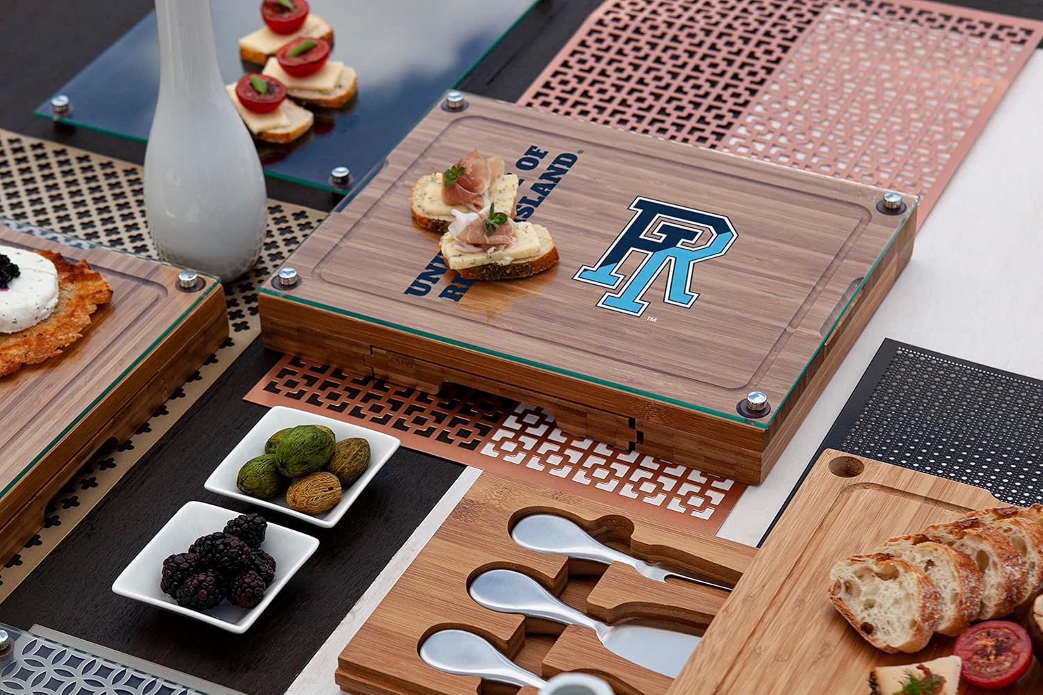 PICNIC TIME NCAA Concerto Glass Top Cheese Board and Knife Set, Charcuterie Board Set, Glass Top Cutting Board, (Bamboo)