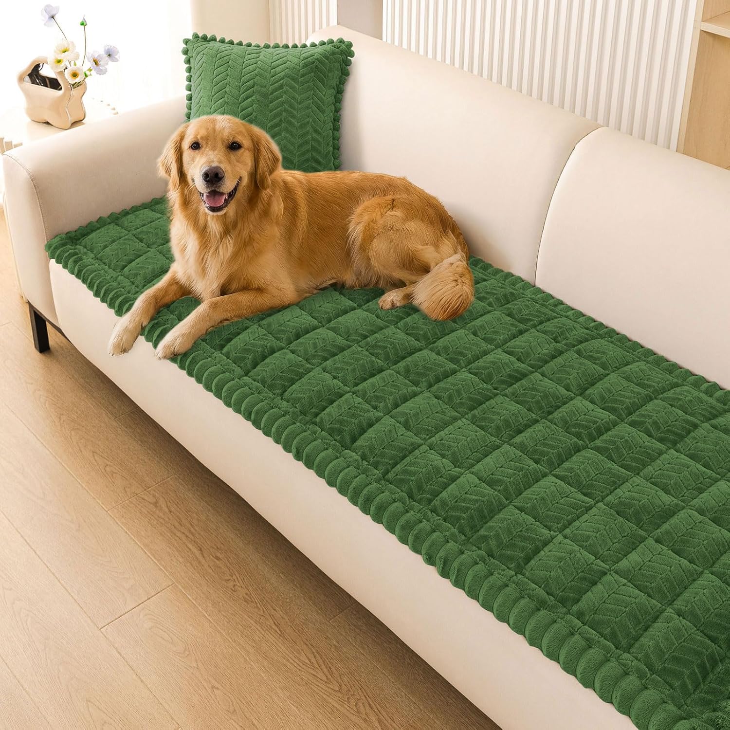Smiry Couch Cover for Dogs, Non Slip Fuzzy Pet Sofa Covers Washable