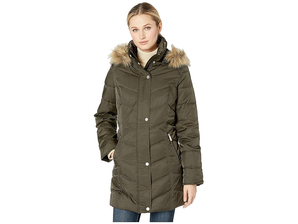 

Kenneth Cole New York 3/4 Chevron Quilted Puffer w/ Faux Fur Trimmed Hood (Olive) Women's Coat