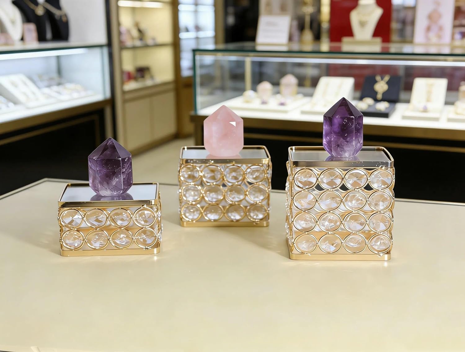 Feyarl 3 Pcs Crystal Jewelry Watch Display Stands Mirrored Risers Decorative Crystals Perfume Figurine Collectible Display Stand Holder for Store Table Wedding Home Décor(Gold)