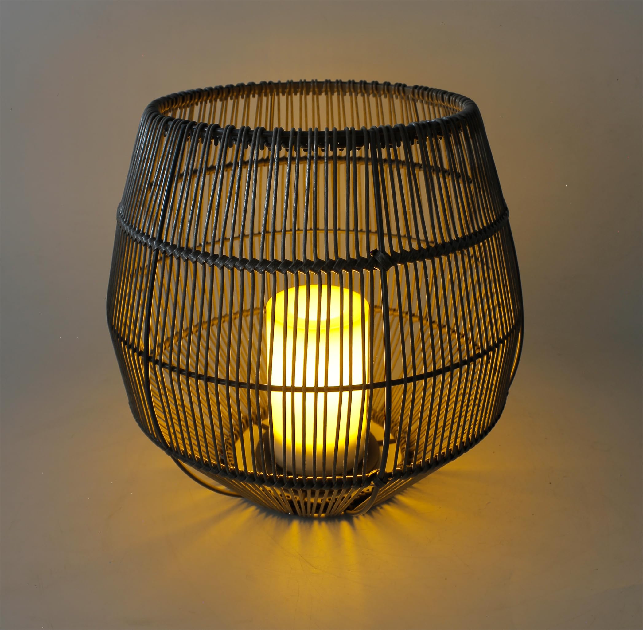 Latarnia solarna ze świecą LED, do użytku na zewnątrz, z polirattanu, 28 cm, lampa solarna, lampa solarna, lampa rattanowa, bezprzewodowa, lampa stołowa na zewnątrz