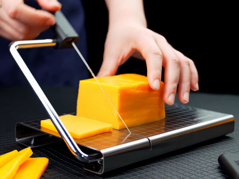 KITCHENDAO Replaceable Wire Cheese Slicer With Board,Tightness