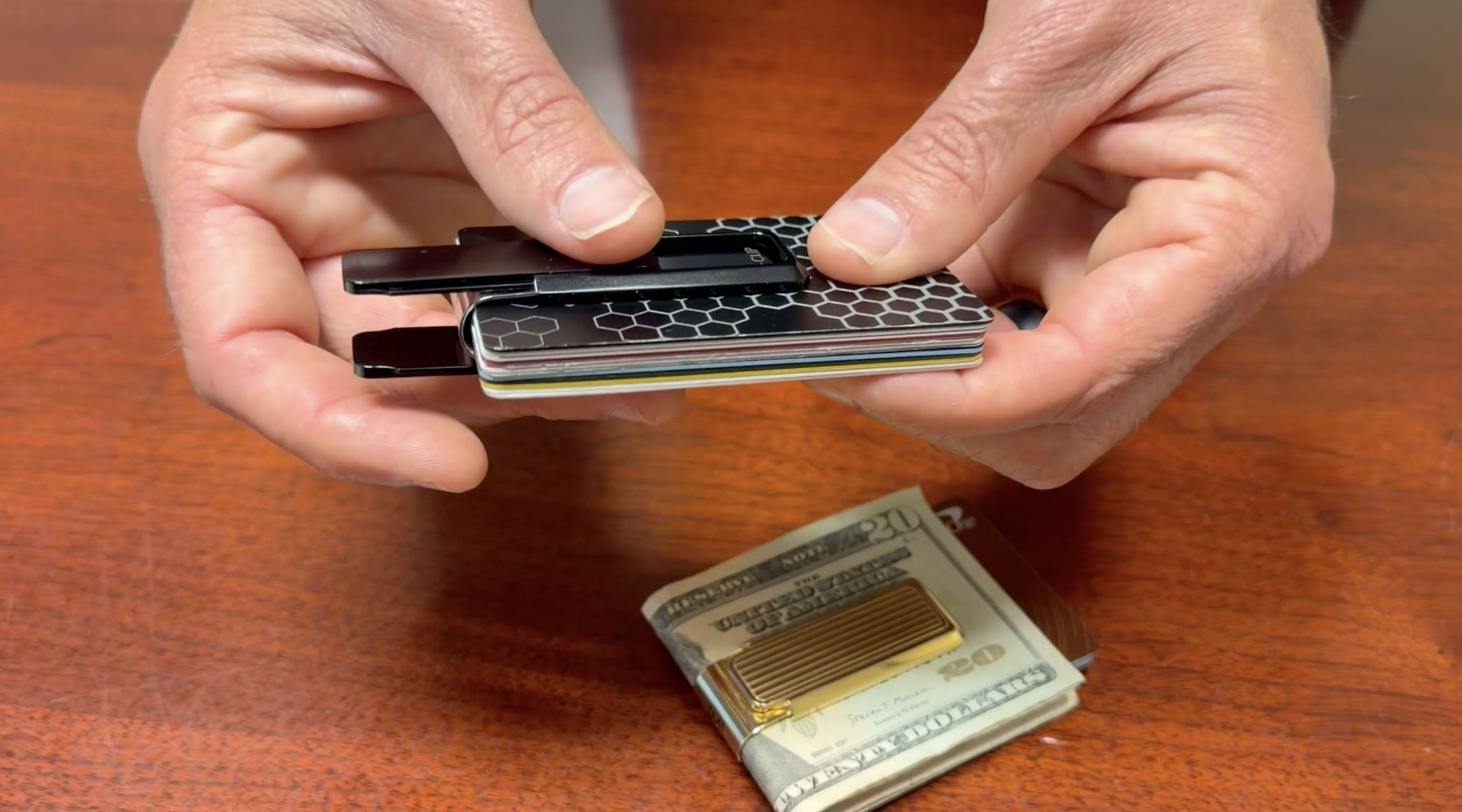 Amazon.com: M-Clip Money Clip (Black) - Minimalist Slim Wallet