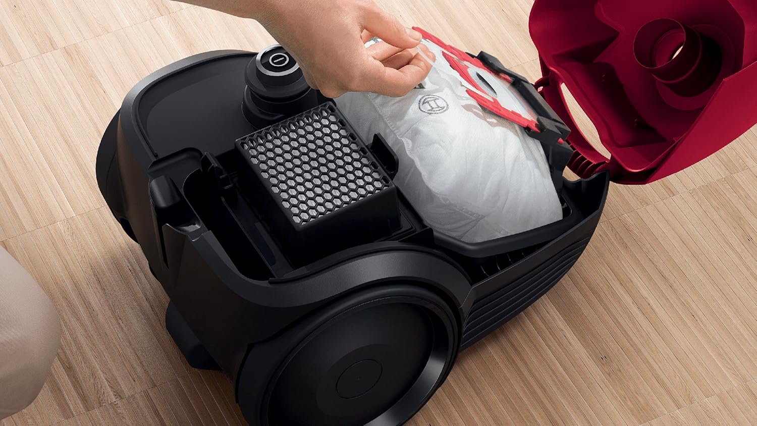 Bosch Elettrodomestici Aspirapolvere con sacco Serie 2, rosso, BGBS2RD1