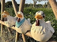 Vista 1 de Estatuas divertidas de pollos de granja de Euiroet, decoración de cerca de pollos, decoraciones lindas de pollos de resina, estatua de animal real