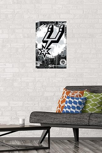 Miniatura 8 de Trends International NBA San Antonio Spurs - Póster de pared Maximalist Logo 23, 14.72 x 22.37 pulgadas, versión enmarcada en blanco