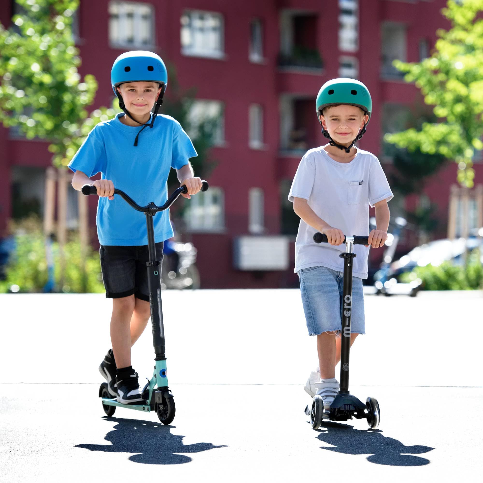 Micro Mobility Casco para niños en Color Verde Forest en Talla M para una Circunferencia de Cabeza de 52 – 56 cm, AC2127BX