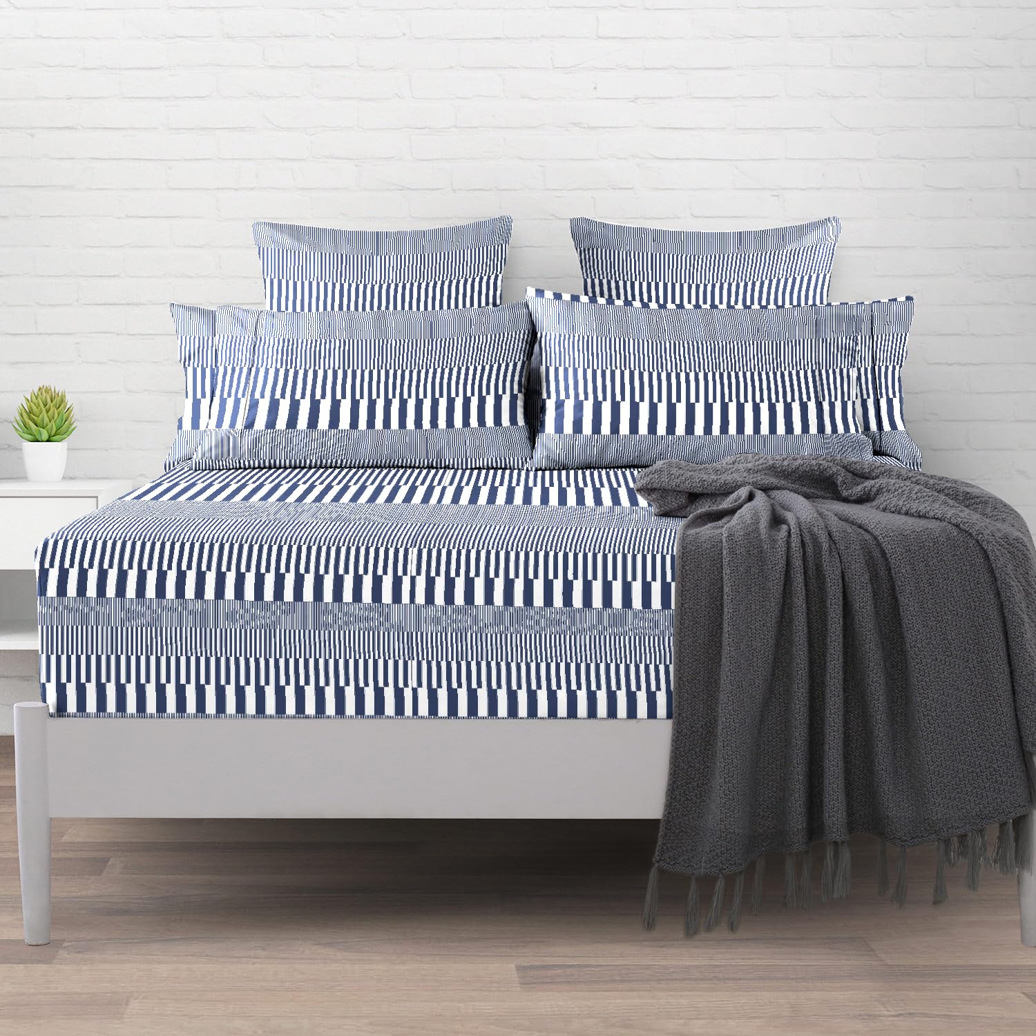 Pizuna Pure Combed Cotton Twin Fitted Sheet 120x200 cm Navy Cascade Strip, 400 Thread Count Cool Luxury Soft 100% Long Staple Cotton Sateen Weave, 40cm Deep Fit Bedsheet (Printed Fitted Sheet -1PC)