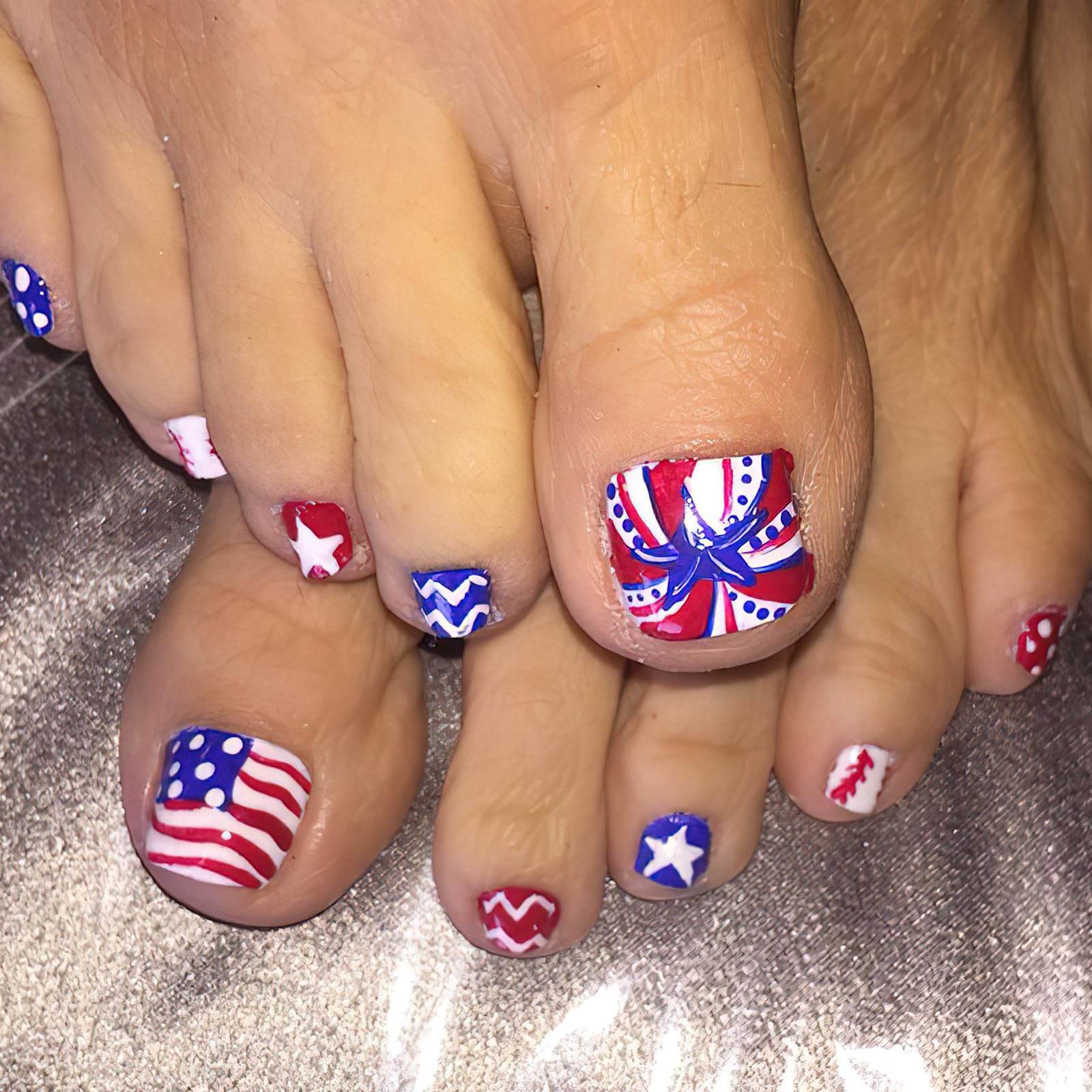 Jremg 4th of July Press on Toenails Short Square Fake Toenails with Flag Designs Independence Day Full Cover Glue on Toenails Glossy Star False