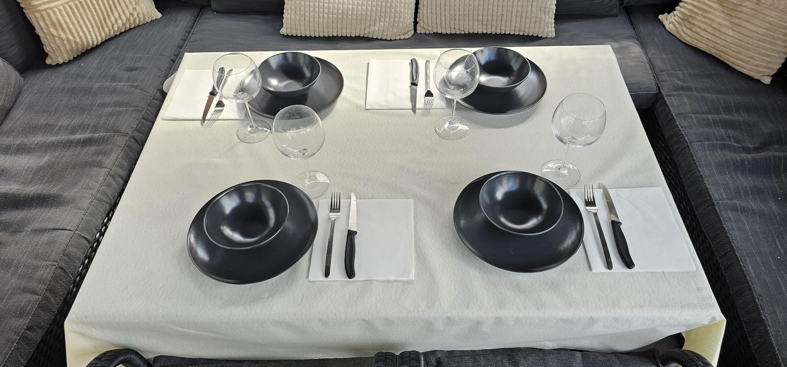 1x Airlaid Tischdeckenrolle Champagner 25m x1,2m HORECA | Hochwertige HORECA Tischdecke, Einfarbige Papiertischdecken Rolle, Ideal für Party, Hochzeit, Geburtstag, Deko & Events