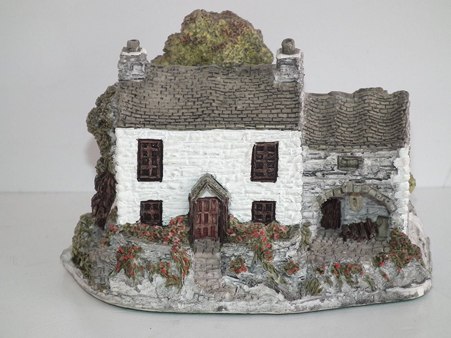 Lilliput Lane ** Brecon Bach ** L0142