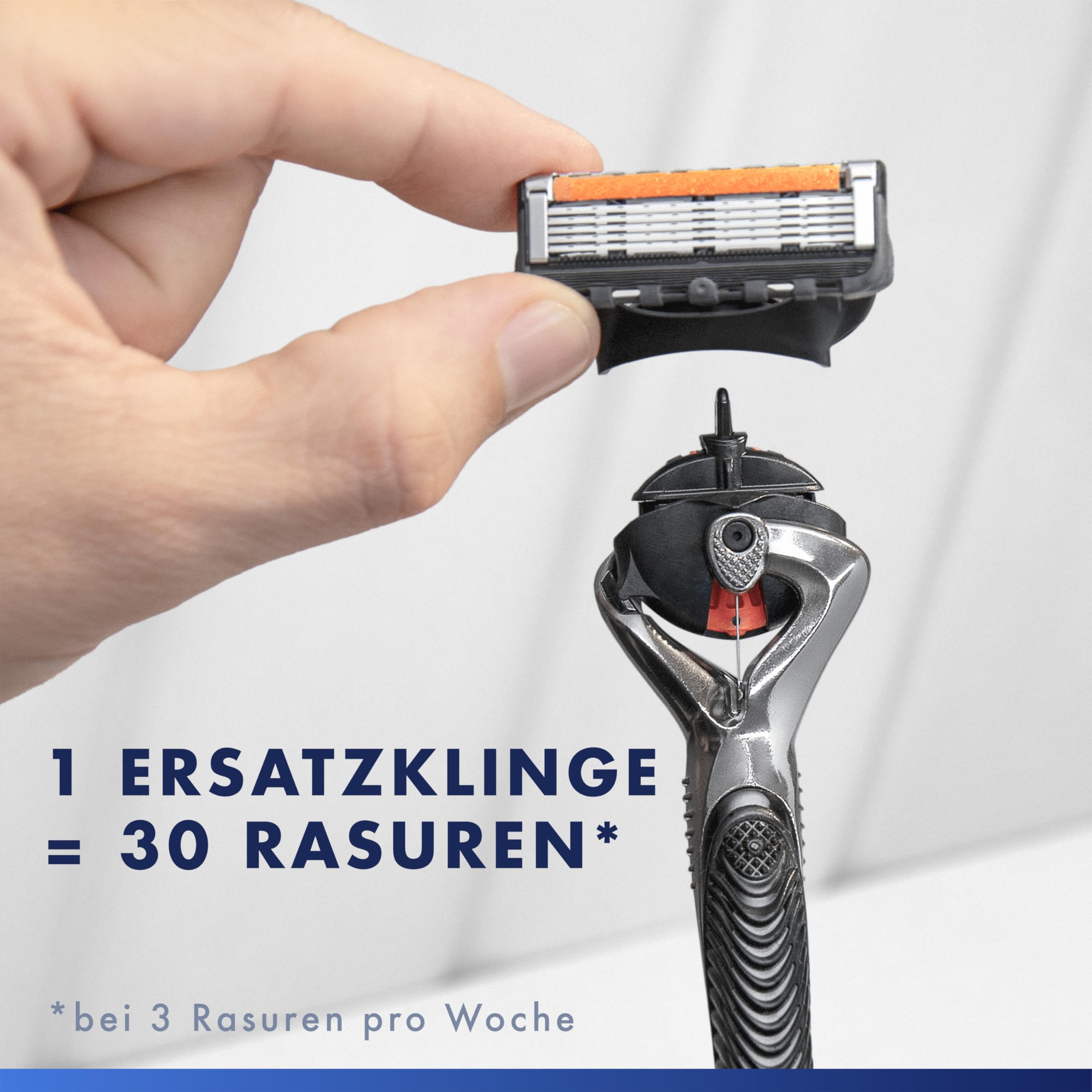 Gillette Proglide Rasierklingen Herren, 16 Original Ersatzklingen, Schwarz - Nassrasierer, 2X Gleitstreifen vor Und Nach Den Klingen für Unglaubliche Gründlichkeit Und Komfort