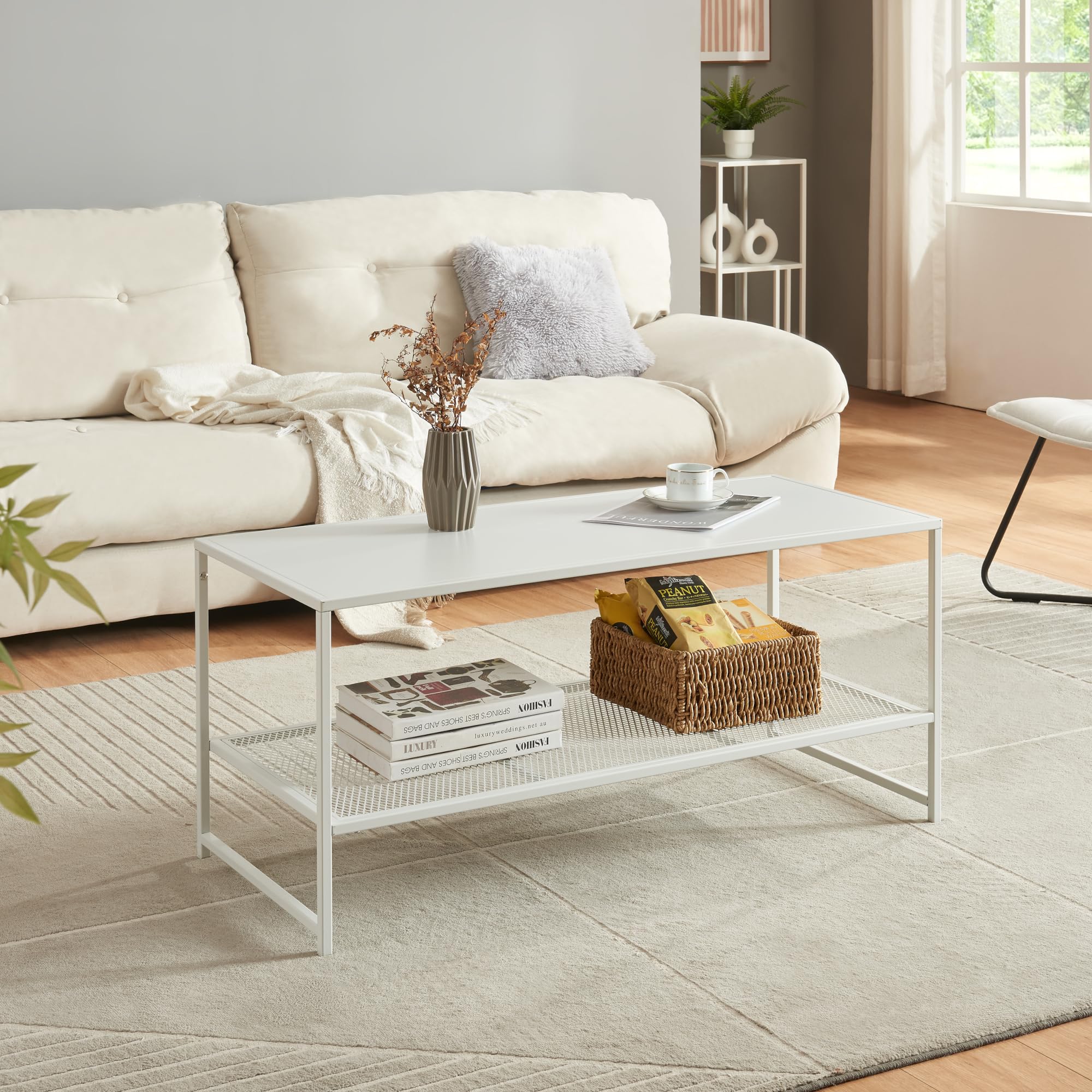 [en.casa] Mesa de Centro Rectangular con 1 Estante Inferior de Rejilla Diseño Industrial Robusta Mesa Baja para Salón Sala de Espera Oficina Acero 102x43x46 cm - Blanco Mate