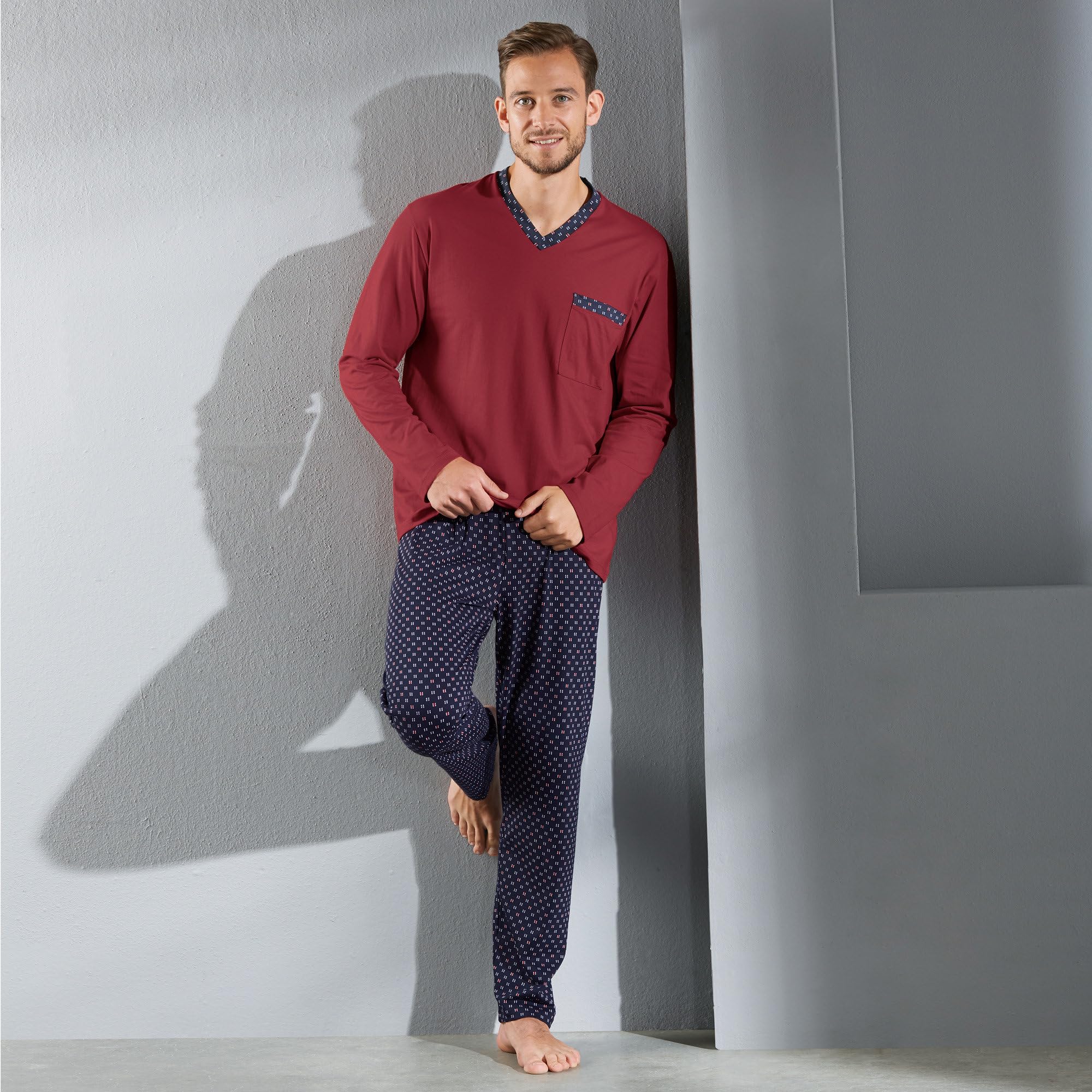 Erwin Müller Herren-Schlafanzug, Pyjama, Zweiteiler Single-Jersey - mit V-Ausschnitt und Brusttasche, Hose mit abgestepptem Gummibund, 100% Baumwolle Single-Jersey