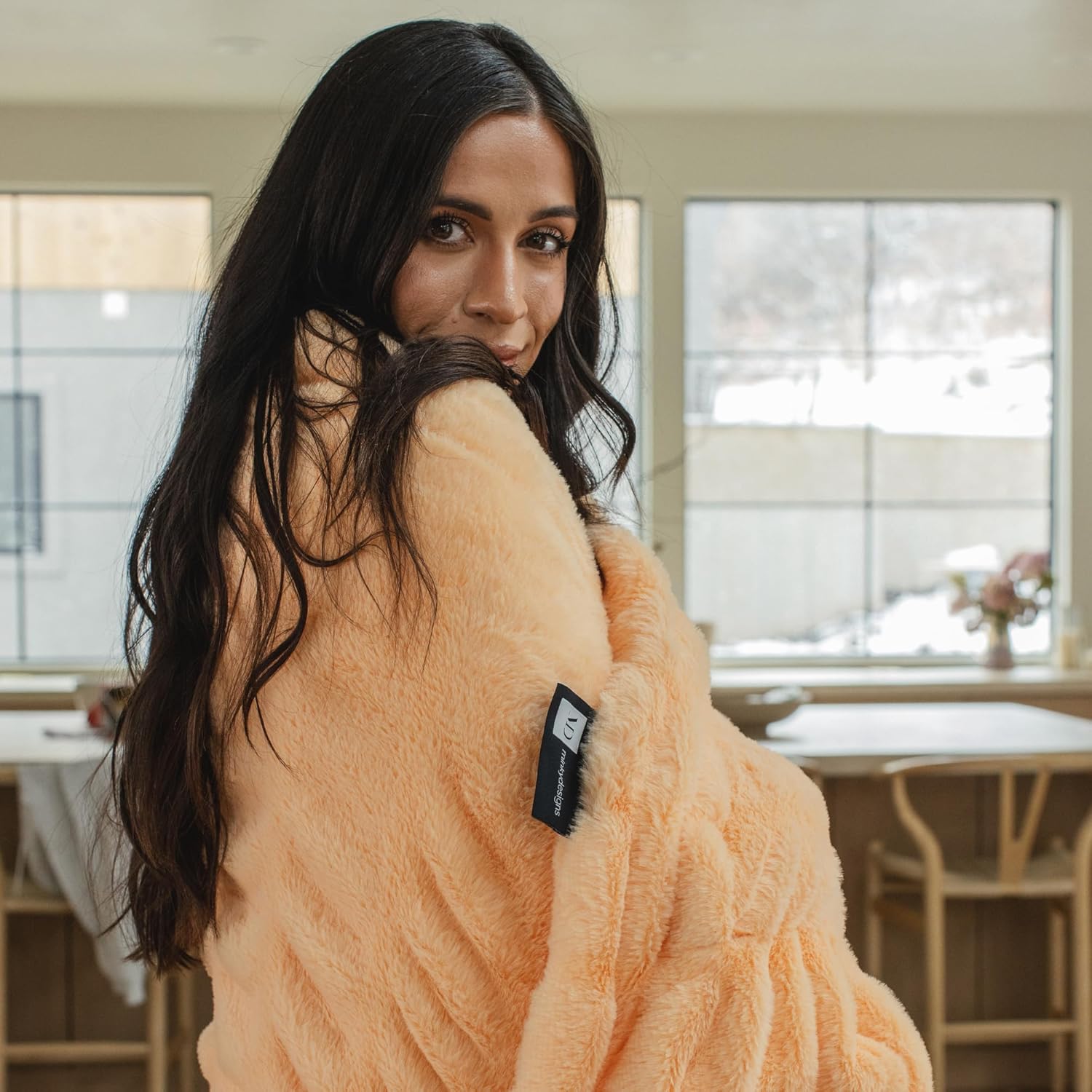 Minky Designs Passionate Peach Minky Blanket – Ultra Soft Faux Fur Throw Blanket for Couch, Bed & Home – Fluffy, Warm & Luxurious – Chic Collection (Medium, 50x60) - Image 4