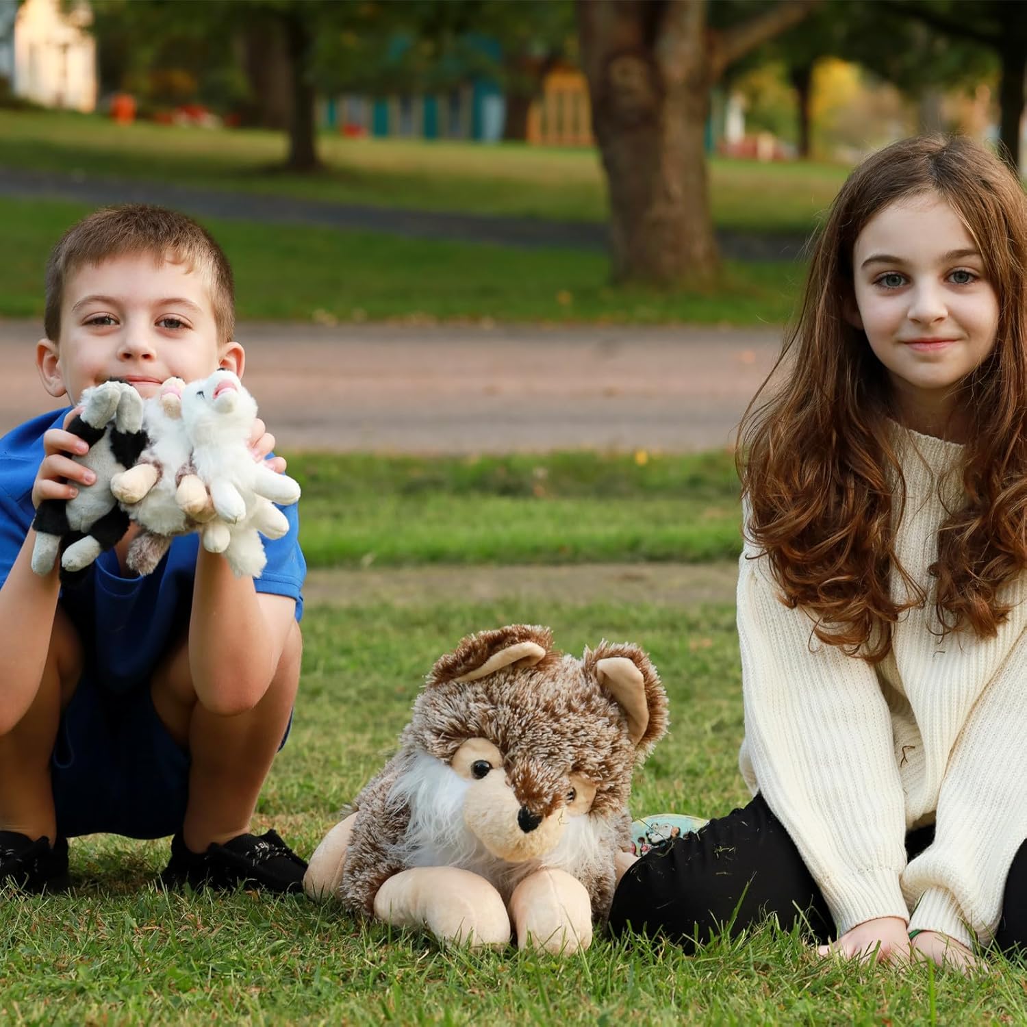 Tezituor 4Pcs Realistic Wolf Stuffed Animals Set, 20 Inch Large Mommy Stuffed Coyote Plush with 3 Baby Wolves Toy for Boys Girls, Soft Wolf Plush Pillow Gift for Christmas Birthday