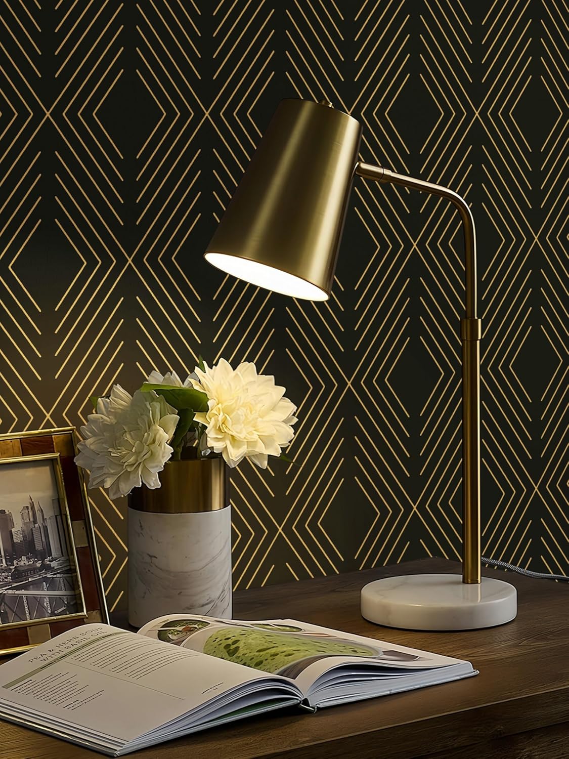 LiKiLiKi Peel and Stick Wallpaper Black and Gold Contact Paper Geometric Modern Wall Paper for Nursery Room Bedroom Bathroom Cabinets and Drawers Vinyl Roll Self-Adhesive Waterproof 17.3” x 393”