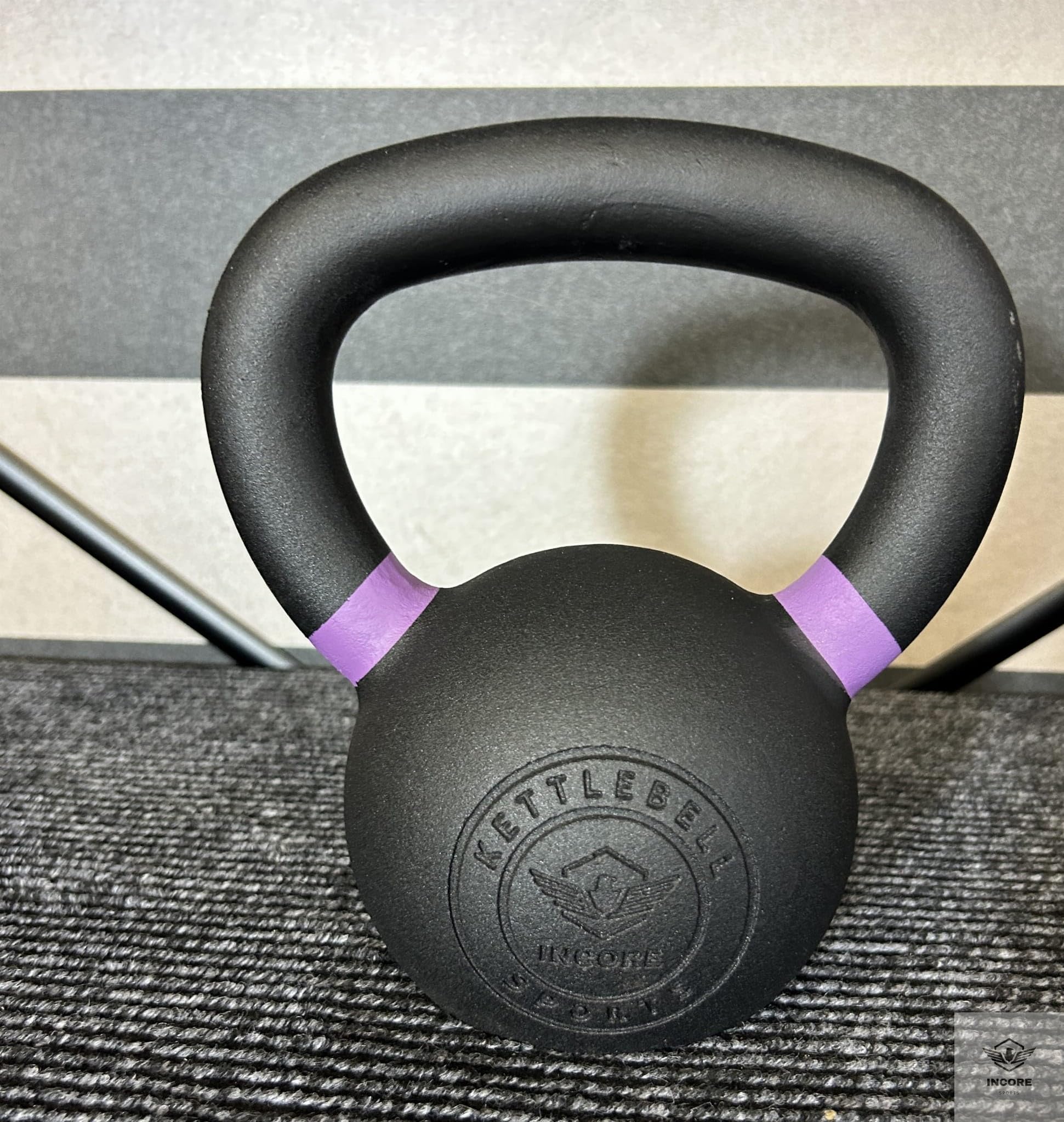 Kettlebell żeliwny hardstyle Incore Sports 10 kg
