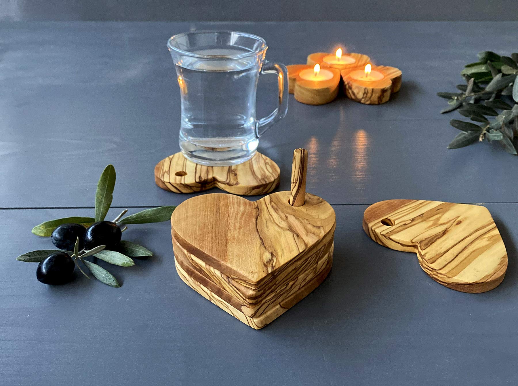 Stonebriar - Set di 6 sottobicchieri in Legno a Forma di Cuore