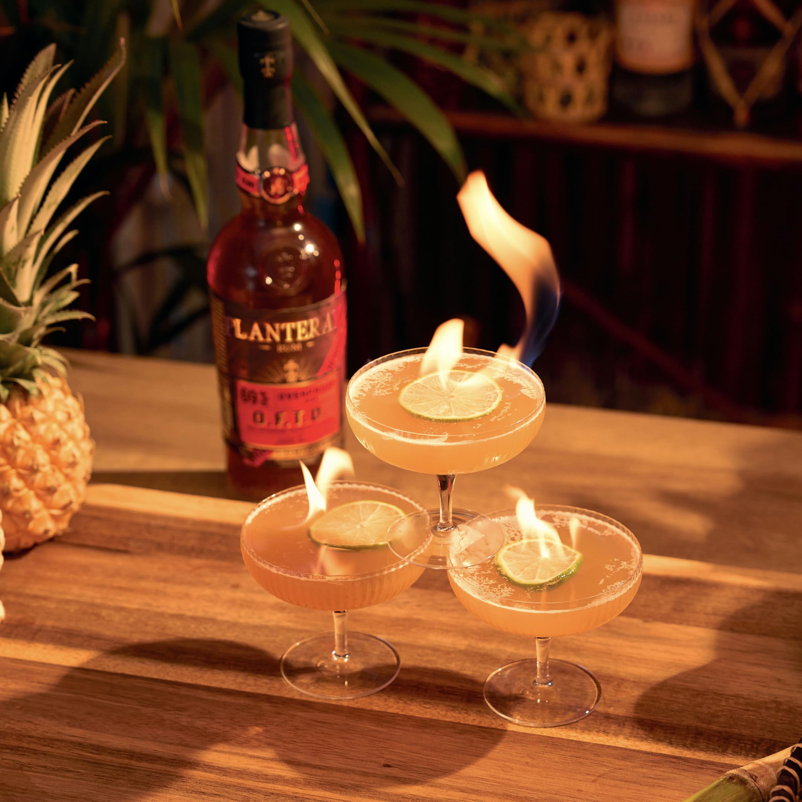 PLANTERAY RUM - (Ex Plantation) - Old Fashioned Traditional Dark - Rhum Ambré Overproof - Origine : Caraïbes - Notes de Café, Vanille & Caramel - 69 % Alcool - 70 cl
