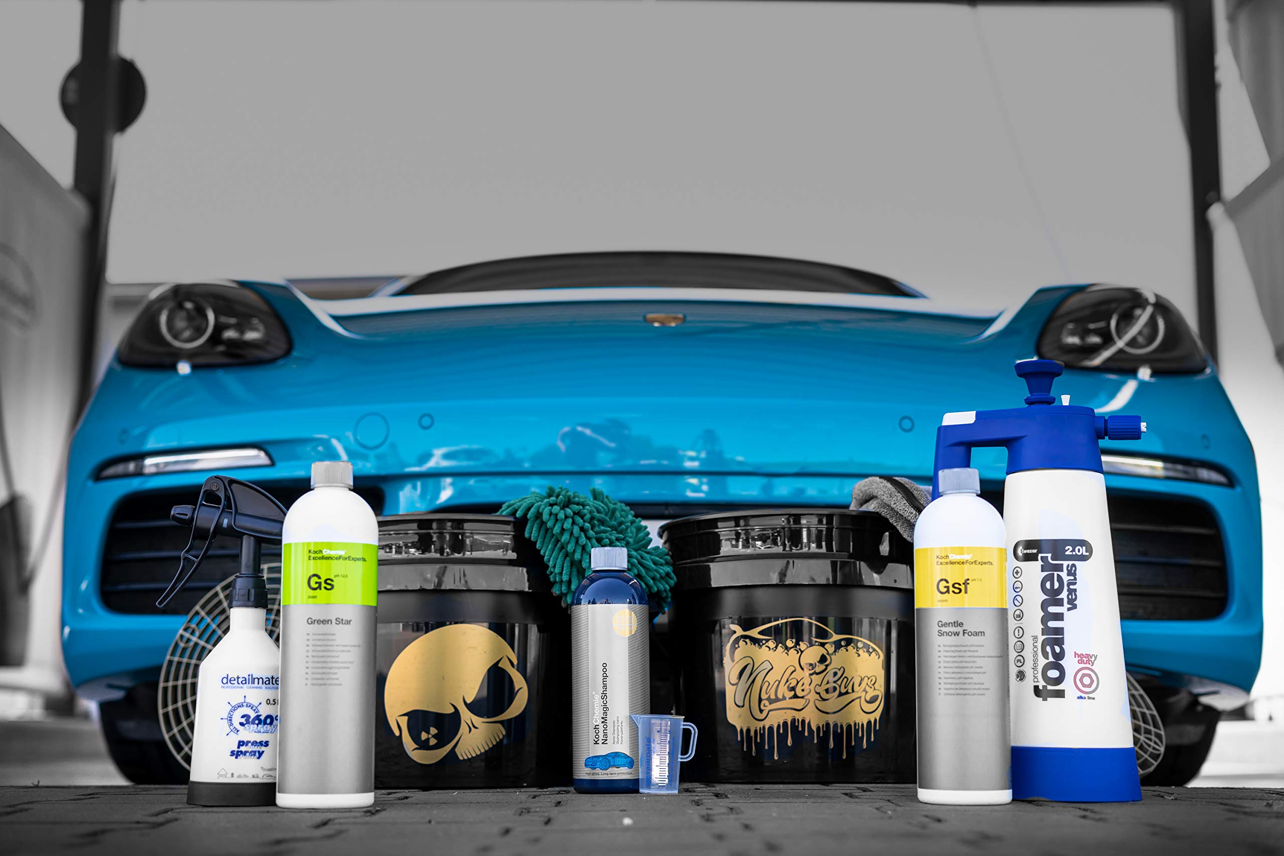 detailmate Set prelavaggio ValetPro con schiuma pH neutro, applicatore Kwazar 2L, lavaggio principale: shampoo KochChemie Nano Magic 750ml, secchio Gritguard 20L, inserto per sporco, guanto lavaggio