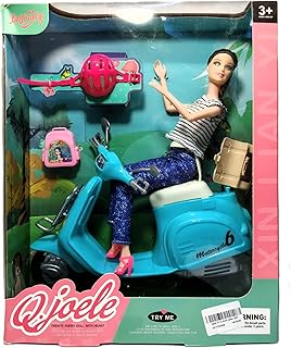 عروسة لعبة مع سكوتر وشنطة وخوذة أمان