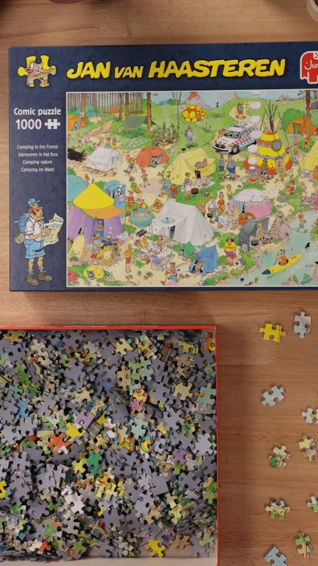 Puzzle 2000 Pièces "Camping In The Forest" Jvh - Thème Forêt Et Ours
