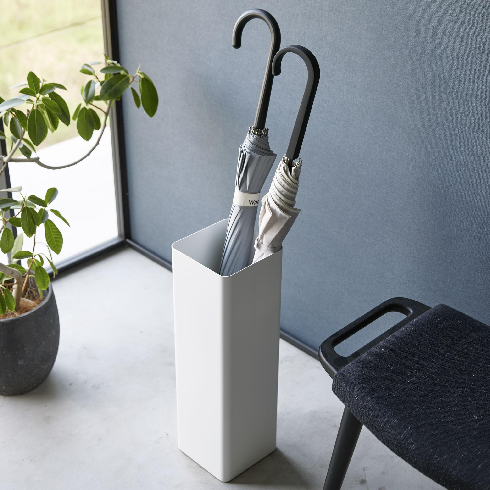 YAMAZAKI 1578 SMART Tall Umbrella Stand, white, Steel, 15 x 15 x 48 cm