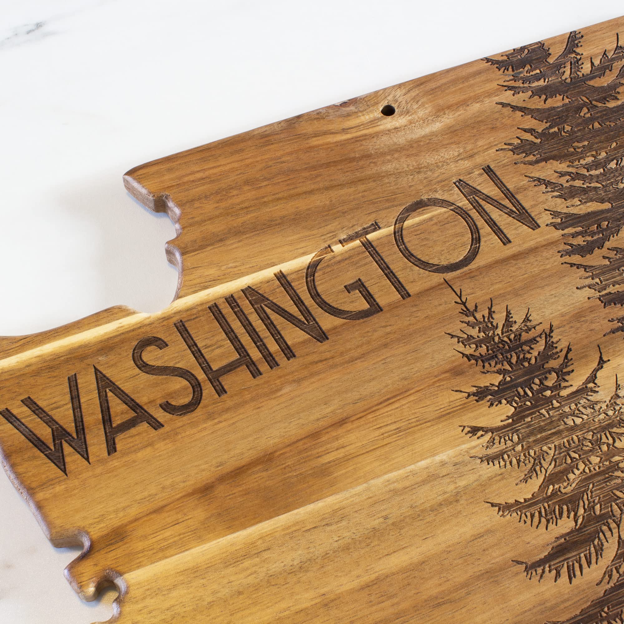 Totally Bamboo Rock & Branch Origins Series Washington State Tabla de cortar y bandeja para servir embutidos, incluye corbata para colgar para exhibición de pared de 15.5 x 10 x 0.6 pulgadas