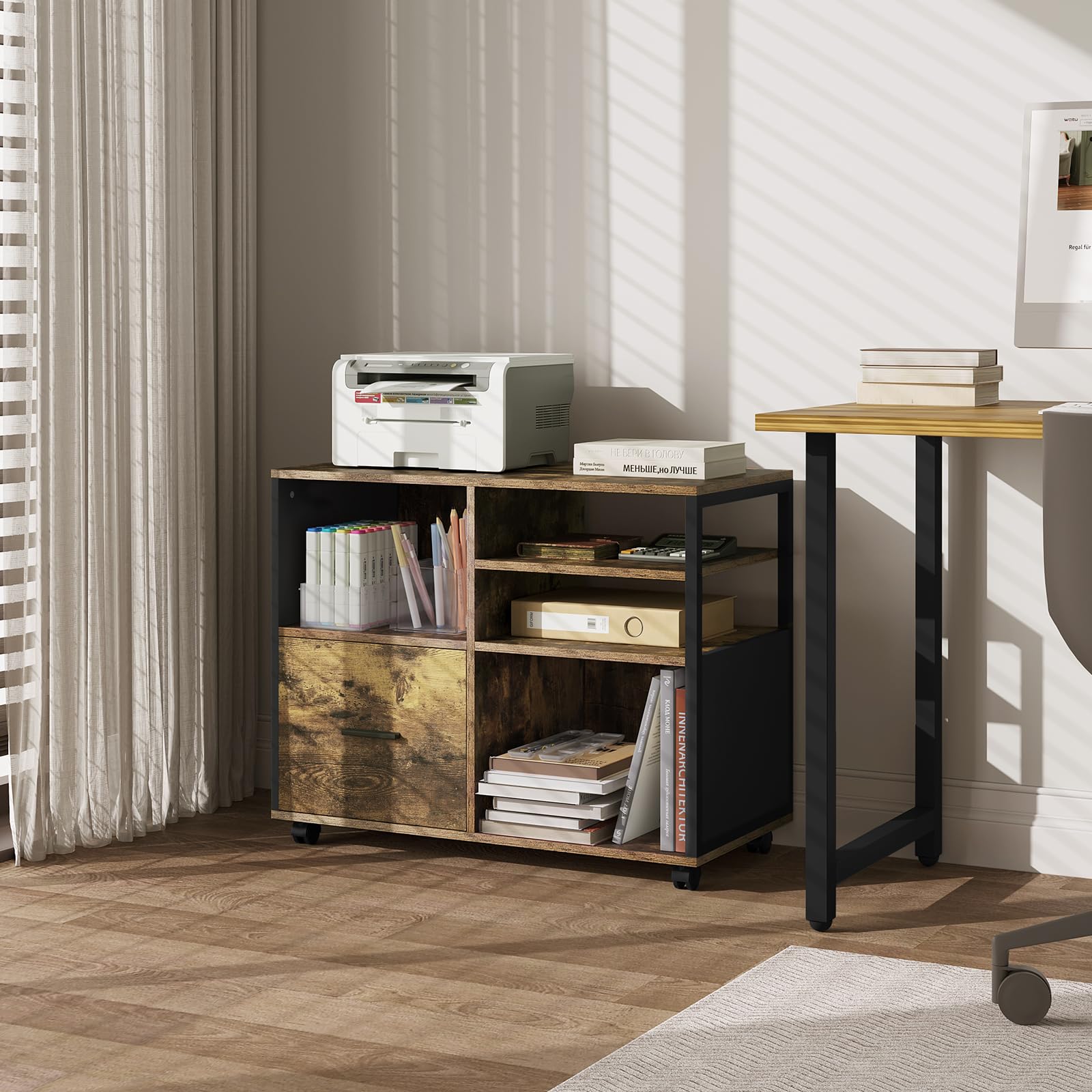 WOLTU Schedario da Ufficio con 4 Scomparti a Giorno, Mobile da Ufficio per Documenti con Ruote, Mobile Vintage per Stampante con 1 Cassetto, in Legno e Metallo, Marrone Rustico e Nero, ASK05hov