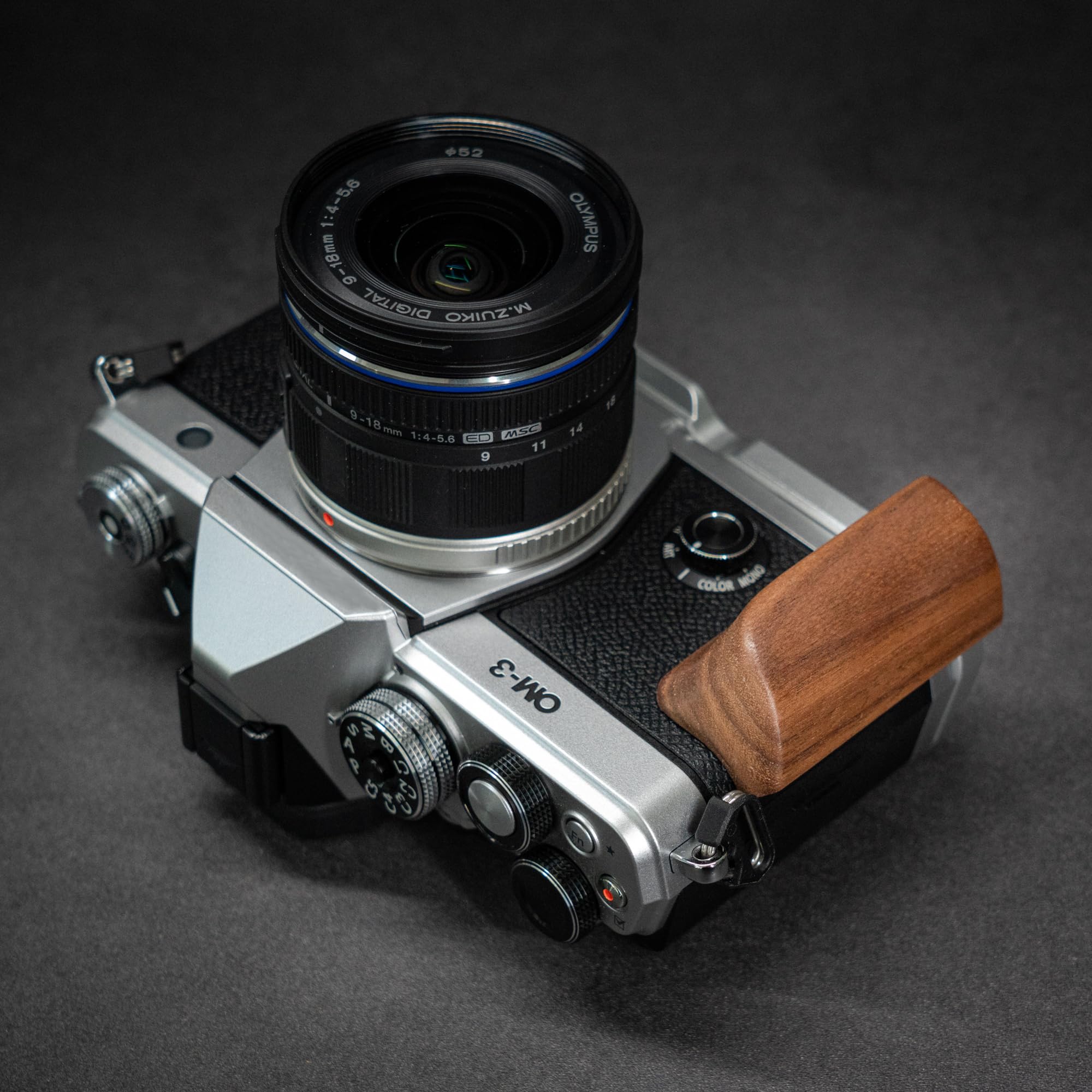 Amazon | SIUTATDSH カメラグリップ 対応 オリンパス OM SYSTEM OM-3