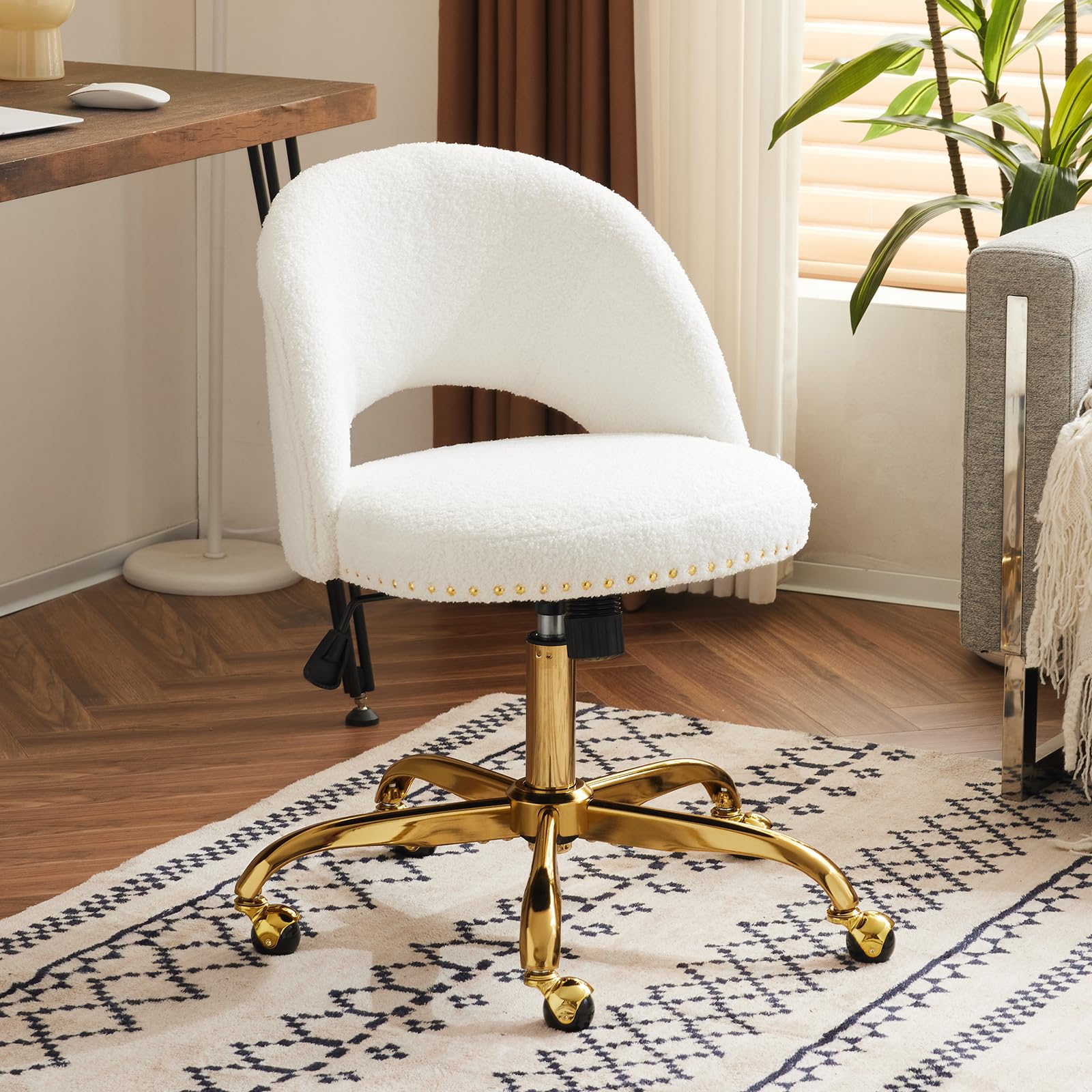 Bonnlo Silla de Escritorio, Silla Tocador Maquillaje, con Ruedas, Altura Regulable, Inclinación Ajustable (105°-120°), Silla Compacta para Estudio, Dormitorio, Oficina en Casa, Tejido Teddy, Blanco