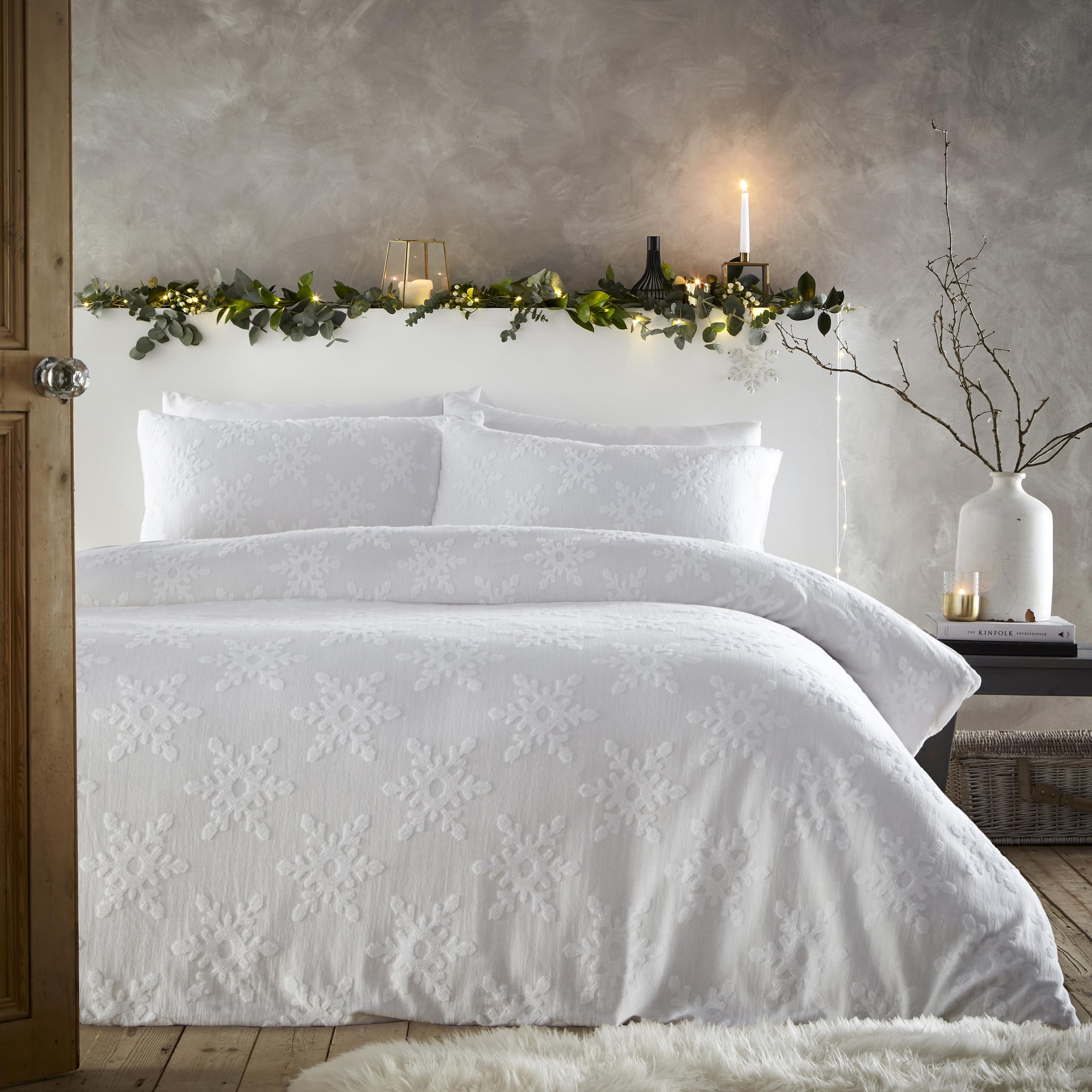 furn. Snowflake Tufted Duvet Cover Set - Double - White - Image 2