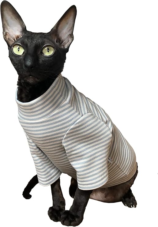 Cat's Warm Sweater with Long Sleeves and Grey Light Stripes (L)