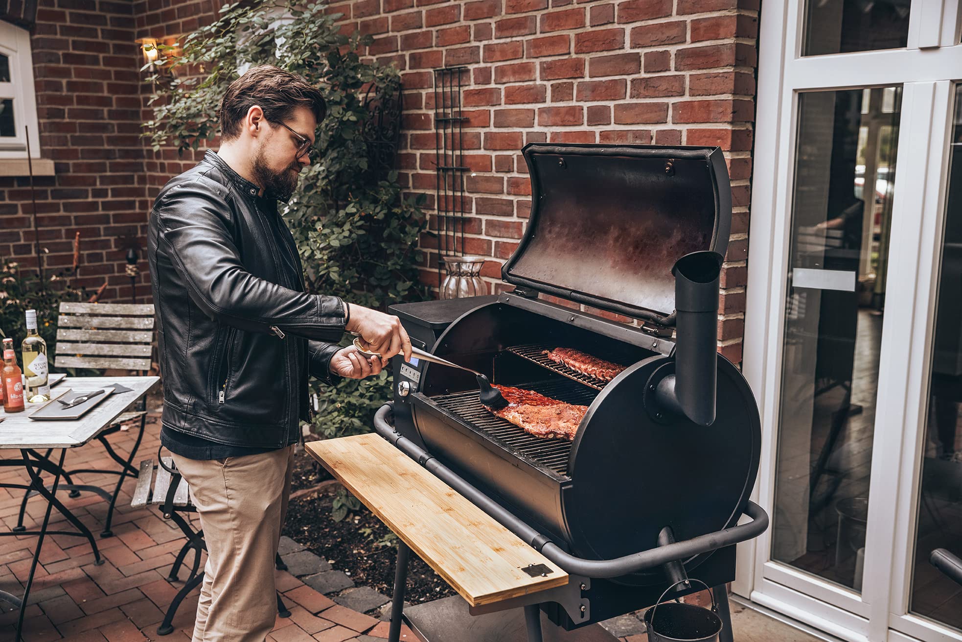 Moesta BBQ 19910 Simple BBQ-Pinsel - Grillpinsel aus Edelstahl mit XL-Silikon-Bürstenkopf, Marinierpinsel fürs Grillen